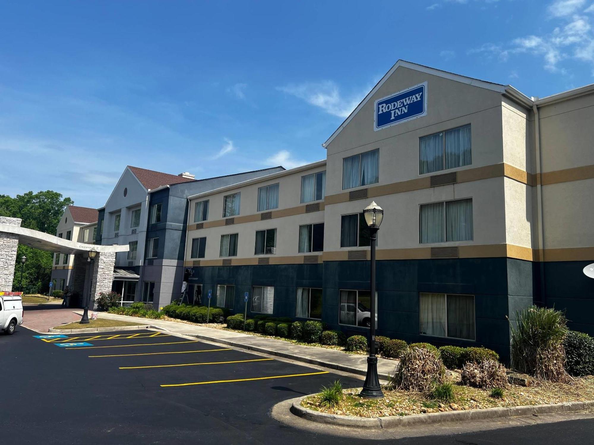 Rodeway Inn Macon Exterior photo