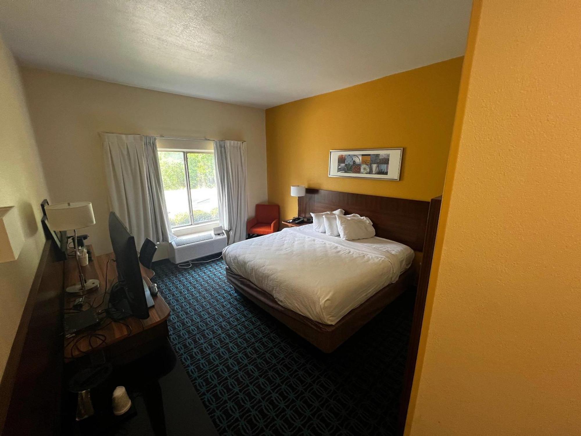 Rodeway Inn Macon Exterior photo