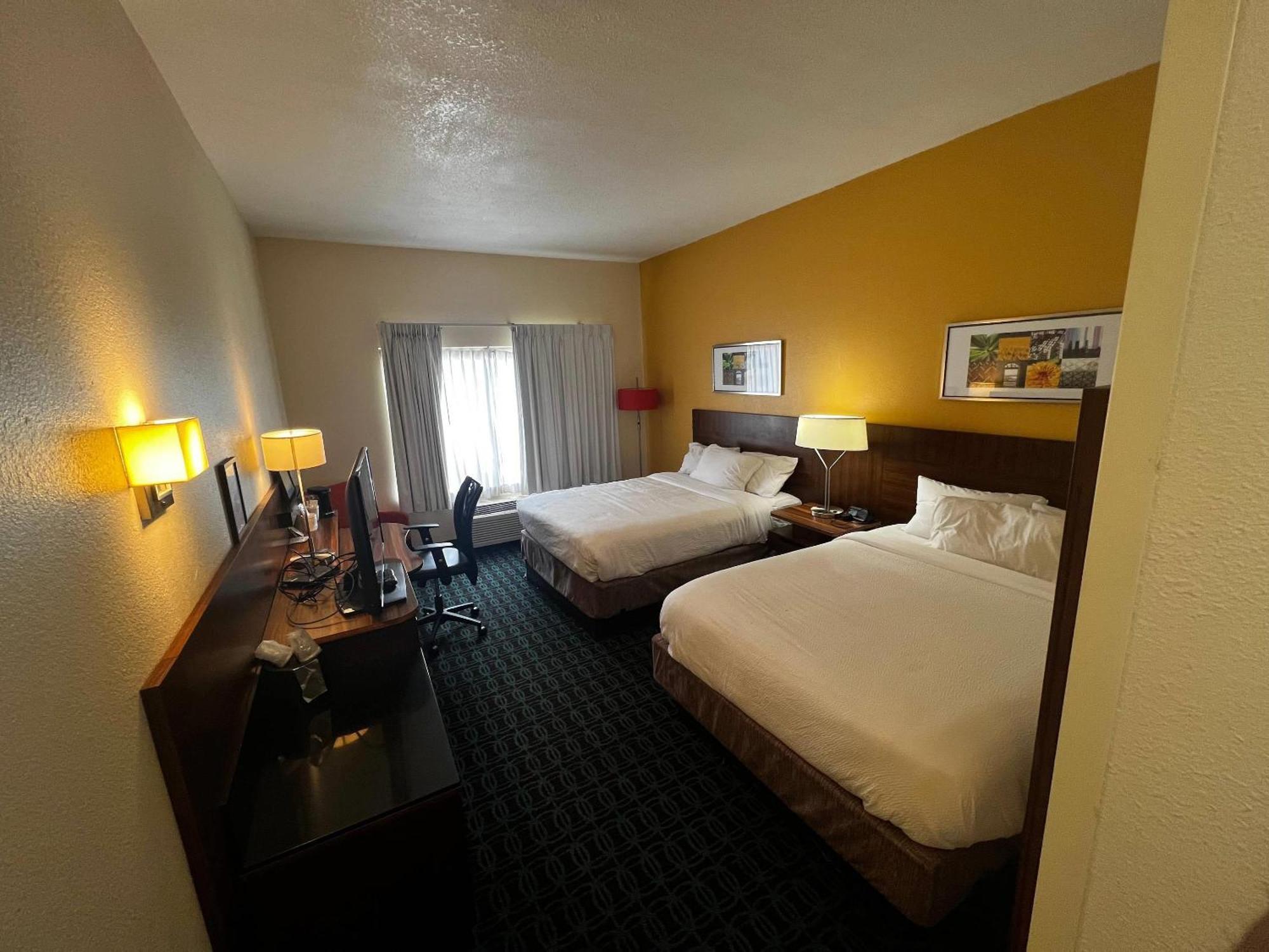 Rodeway Inn Macon Exterior photo